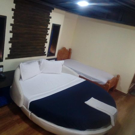 Hotel Anandhiram Heritage Karaikal Eksteriør bilde