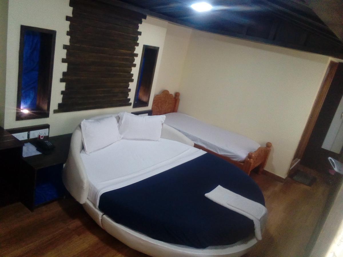 Hotel Anandhiram Heritage Karaikal Eksteriør bilde